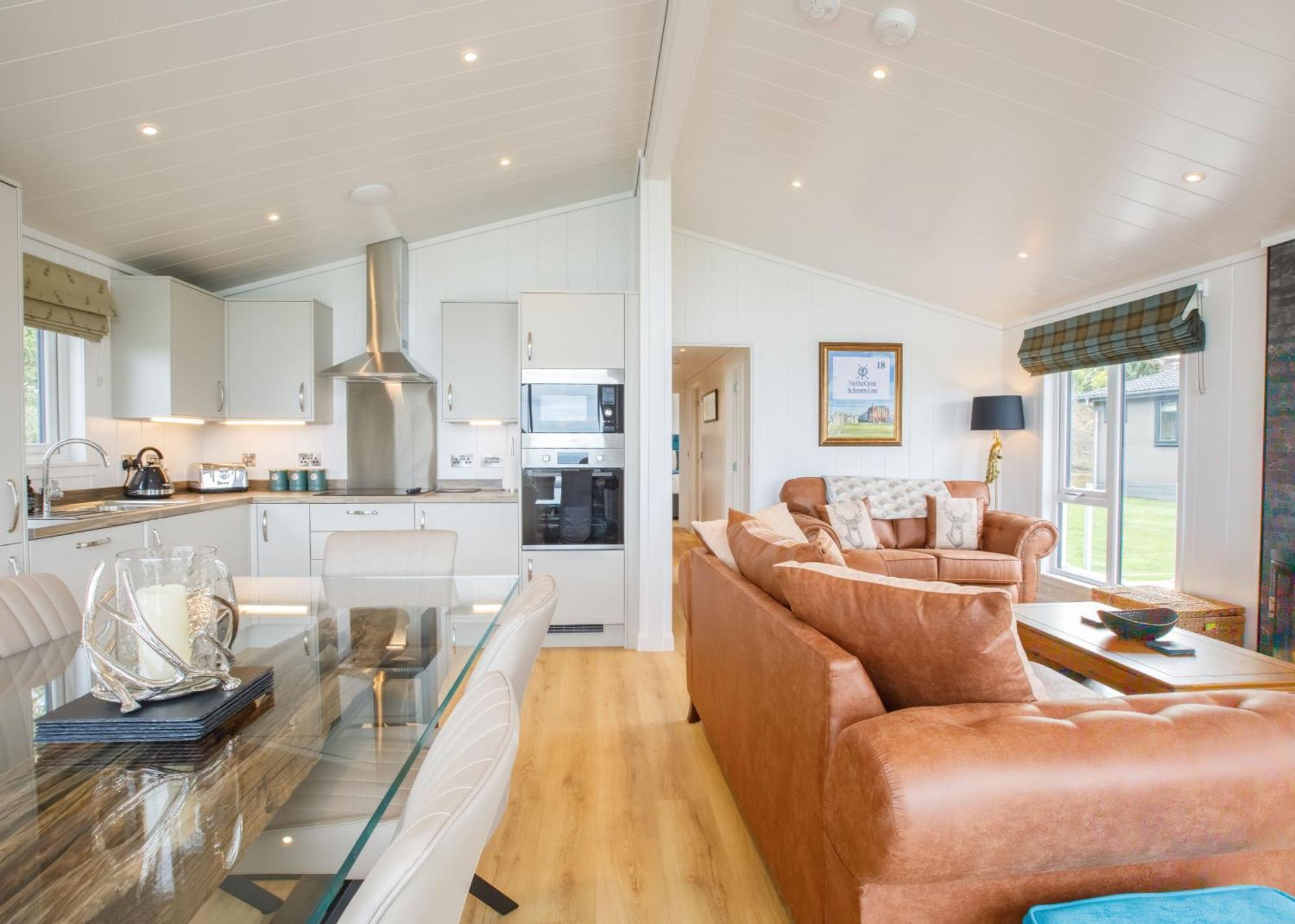 סנט אנדרוס Drumcarrow Luxury Lodges מראה חיצוני תמונה
