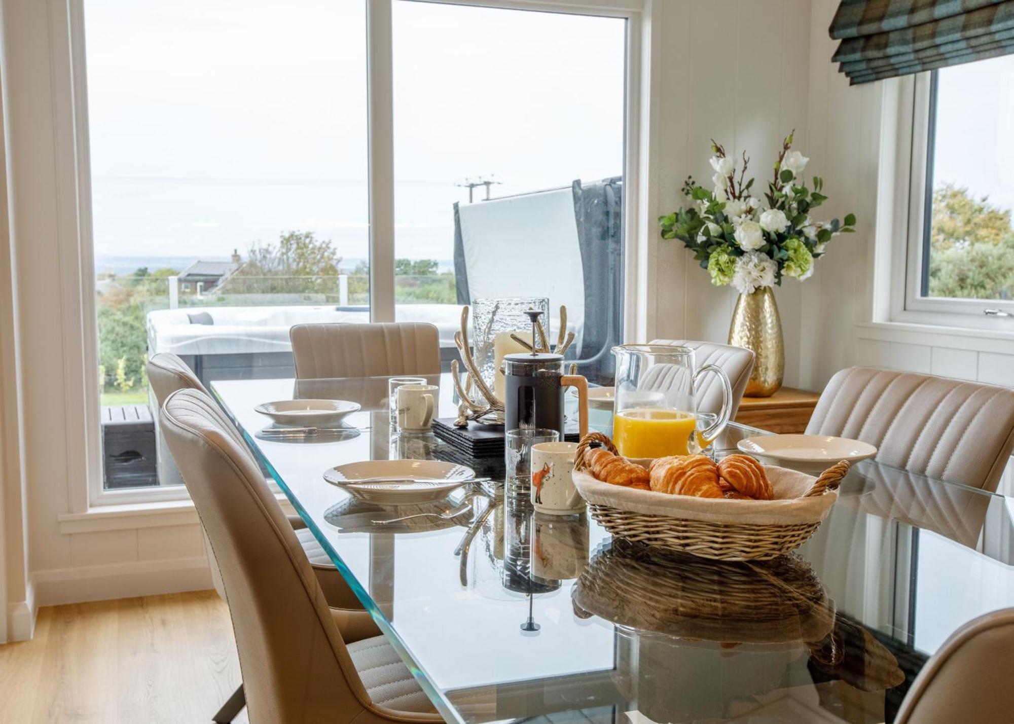 סנט אנדרוס Drumcarrow Luxury Lodges מראה חיצוני תמונה